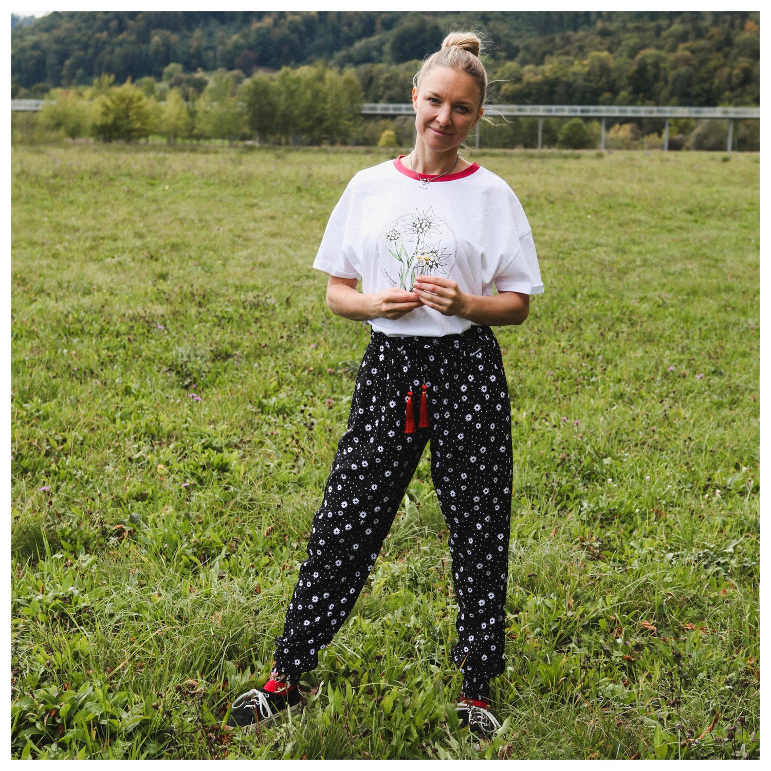 Women's Daisy - Casual Trousers 4 Women's Daisy - Casual Trousers - Image 4