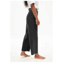 Armedangels Women's Enijaa Cropped - Jeans -Outdoor Clothing Shop armedangels womens enijaa cropped jeans detail 5