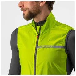 Castelli Squadra Stretch Vest - Cycling Vest -Outdoor Clothing Shop castelli squadra stretch vest cycling vest detail 4