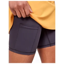 Craft Women's Pro Trail 2In1 Skirt - Running Shorts -Outdoor Clothing Shop craft womens pro trail 2in1 skirt running shorts detail 5