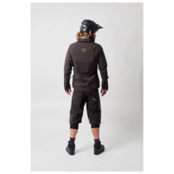 Dirtlej Weathershield Waterproof - Cycling Jacket -Outdoor Clothing Shop dirtlej weathershield waterproof cycling jacket detail 4