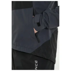 Endurance Women's Vanda Cycling Jacket - Cycling Jacket -Outdoor Clothing Shop endurance womens vanda cycling jacket cycling jacket detail 4