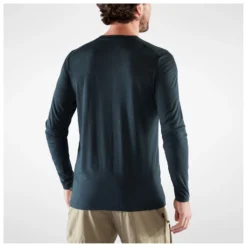 FJÄLLRÄVEN Abisko Wool L/S - Longsleeve 9 FJÄLLRÄVEN Abisko Wool L/S - Longsleeve -Outdoor Clothing Shop fjaellraeven abisko wool l s longsleeve detail 5