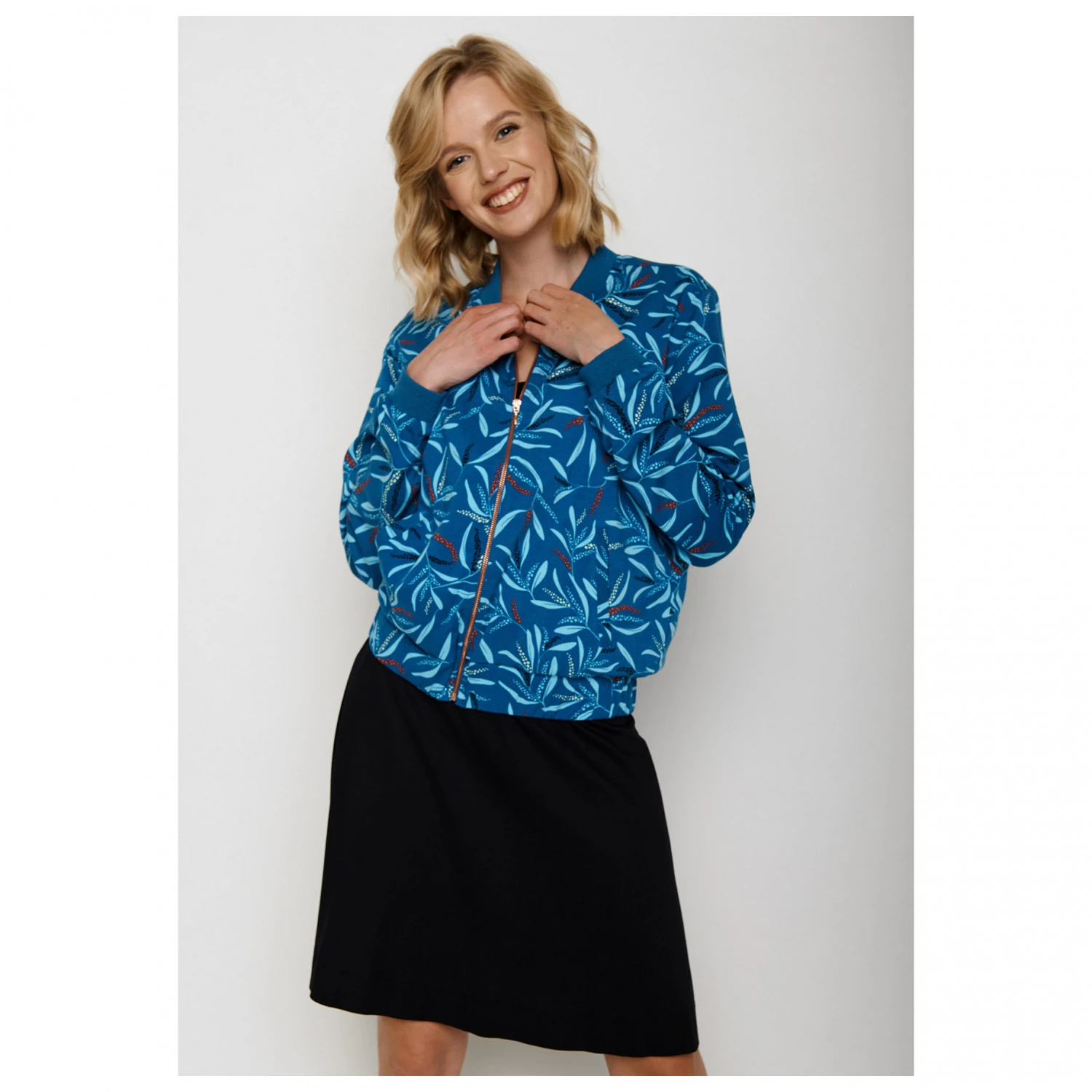 Women's Summer Berry Grave Blouson - Casual Jacket 2 Women's Summer Berry Grave Blouson - Casual Jacket - Image 2