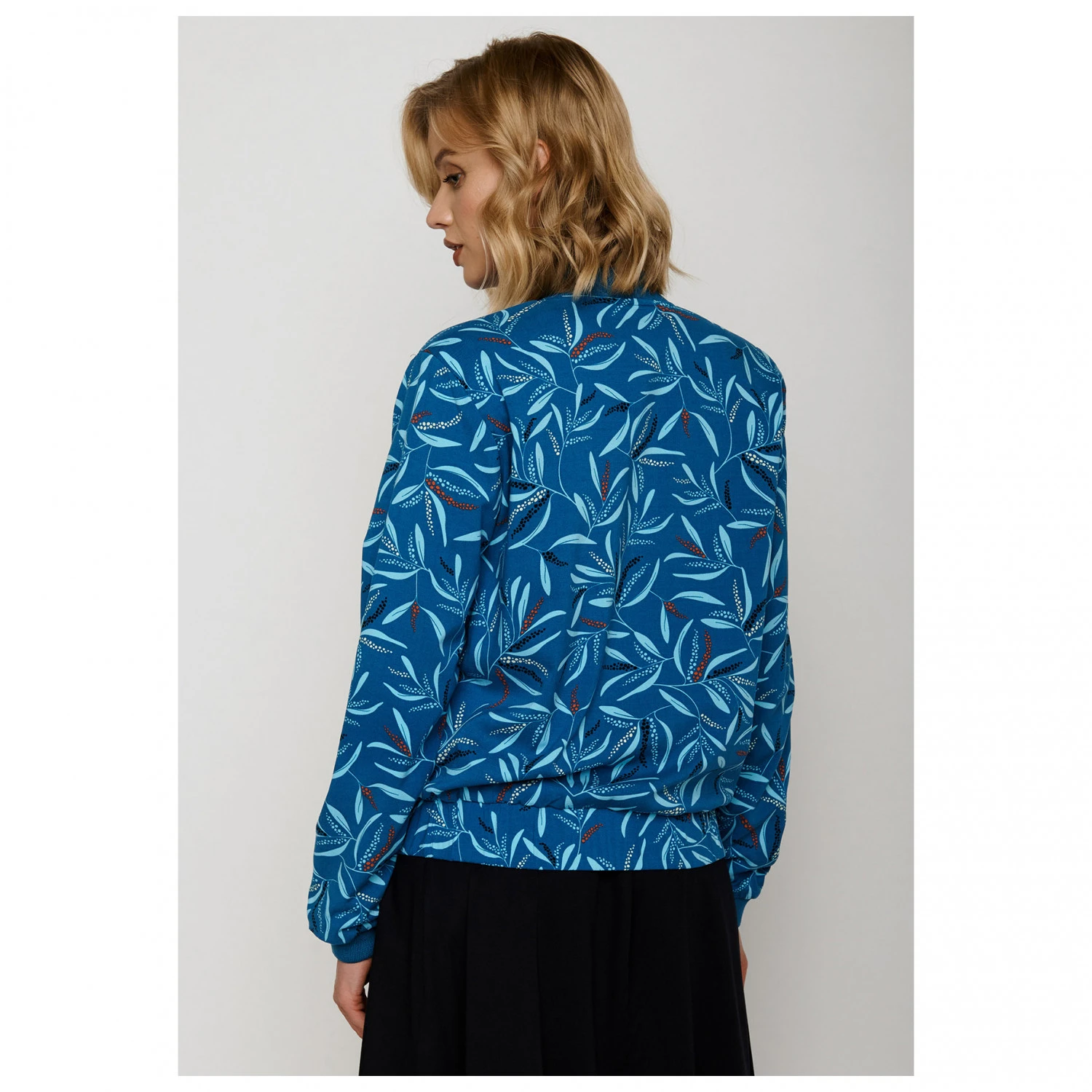 Women's Summer Berry Grave Blouson - Casual Jacket 3 Women's Summer Berry Grave Blouson - Casual Jacket - Image 3