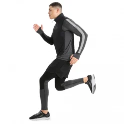 Icebreaker Merinoloft Vest - Wool Vest -Outdoor Clothing Shop icebreaker merinoloft vest wool vest detail 5