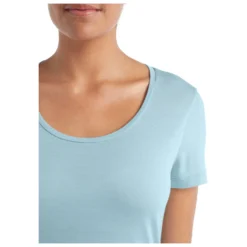 Icebreaker Women's Sphere II S/S Scoop Tee - Merino Shirt -Outdoor Clothing Shop icebreaker womens sphere ii s s scoop tee merino shirt detail 4