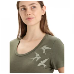 Icebreaker Women's Tech Lite II S/S Scoop Swarming Shapes - Merino Shirt -Outdoor Clothing Shop icebreaker womens tech lite ii s s scoop swarming shapes merino shirt detail 5