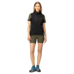 Norrøna Women's Senja Aero90 Vest - Running Vest 6 Norrøna Women's Senja Aero90 Vest - Running Vest -Outdoor Clothing Shop norr na womens senja aero90 vest running vest detail 3