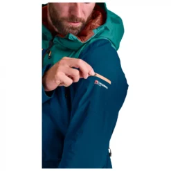 Ortovox 2L Swisswool Sedrun Jacket - Ski Jacket 8 Ortovox 2L Swisswool Sedrun Jacket - Ski Jacket -Outdoor Clothing Shop ortovox 2l swisswool sedrun jacket ski jacket detail 3