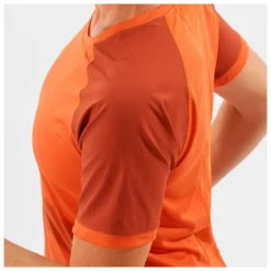 Salomon Women's Outline Tee - Sport Shirt -Outdoor Clothing Shop salomon womens outline tee sport shirt detail 6