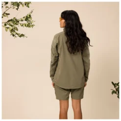 Women's Räven Anorak - Cycling Jacket -Outdoor Clothing Shop specialized fjaellraeven womens raeven anorak cycling jacket detail 4