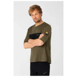 Super.natural Gravier Tee - Cycling Jersey -Outdoor Clothing Shop supernatural gravier tee cycling jersey detail 4