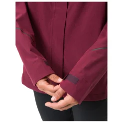 VAUDE Women's Yaras Jacket V - Waterproof Jacket 10 VAUDE Women's Yaras Jacket V - Waterproof Jacket -Outdoor Clothing Shop vaude womens yaras jacket v waterproof jacket detail 5